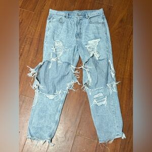 American Eagle Mom Jeans 12 Regular
